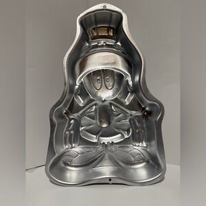 Wilton Marvin the Martian Cake Pan - 1998